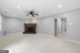 7961 Hidden Bridge Dr, Springfield, VA 22153 - Photo 34