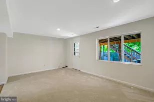9227 Sheffield Hunt Ct, Lorton, VA 22079 - Photo 42
