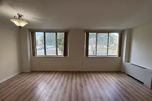 6621 Wakefield Dr, Alexandria, VA 22307 - Photo 2