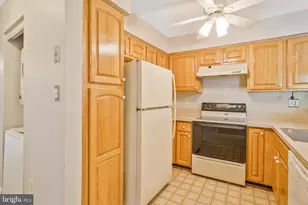 6915 Victoria Dr, Alexandria, VA 22310 - Photo 12