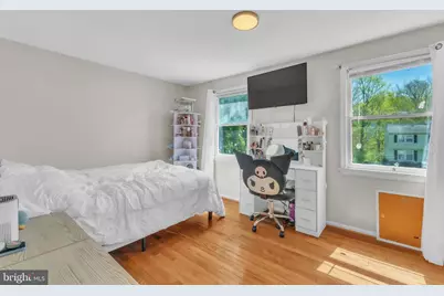 1502 Hiddenbrook Drive, Herndon, VA 20170 - Photo 10