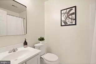6040 Kelsey Ct, Falls Church, VA 22044 - Photo 44