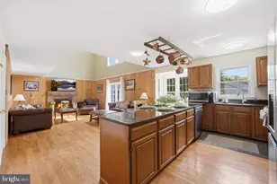 6700 Passageway Pl, Burke, VA 22015 - Photo 22