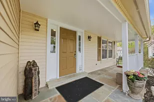 6700 Passageway Pl, Burke, VA 22015 - Photo 12