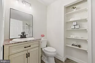 6700 Passageway Pl, Burke, VA 22015 - Photo 28