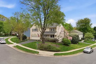 6700 Passageway Pl, Burke, VA 22015 - Photo 8