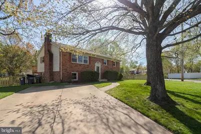 7800 Hayfield Road, Alexandria, VA 22315 - Photo 4