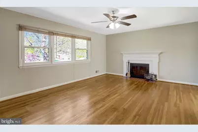 7800 Hayfield Road, Alexandria, VA 22315 - Photo 8