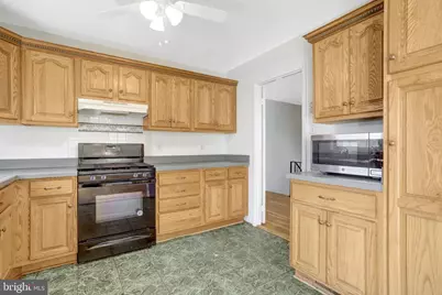 7800 Hayfield Road, Alexandria, VA 22315 - Photo 16