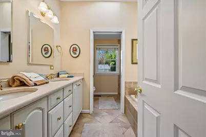 8722 Higdon Drive, Vienna, VA 22182 - Photo 30