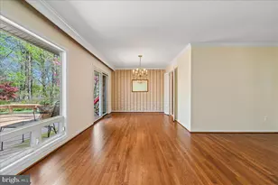 8722 Higdon Dr, Vienna, VA 22182 - Photo 8