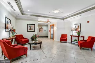 4490 Market Commons Dr, Fairfax, VA 22033 - Photo 24