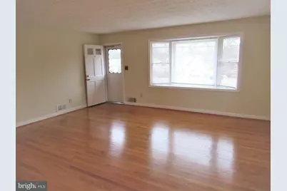 6362 Hillcrest Place, Alexandria, VA 22312 - Photo 2