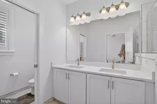 7449 Rocky Crk Ter, Annandale, VA 22003 - Photo 18