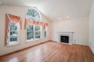 2927 Beau Ln, Fairfax, VA 22031 - Photo 8