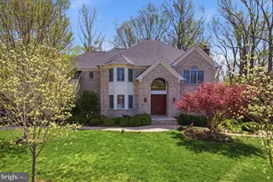 9703 Mill Race Estates Dr, Vienna, VA 22182 - Photo 2