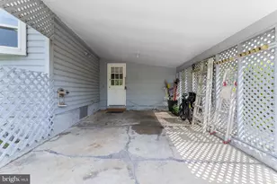 9008 Jameson St, Lorton, VA 22079 - Photo 48