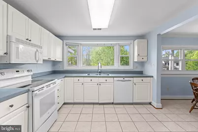 9008 Jameson Street, Lorton, VA 22079 - Photo 10