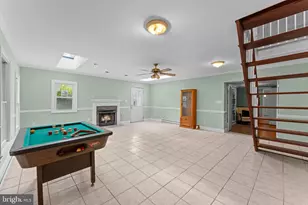 9008 Jameson St, Lorton, VA 22079 - Photo 36
