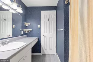 10802 Oldfield Dr, Reston, VA 20191 - Photo 36