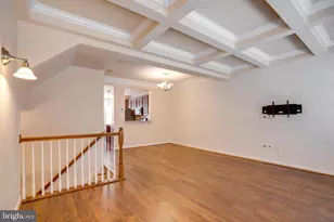 4527 English Holly Dr, Fairfax, VA 22030 - Photo 8