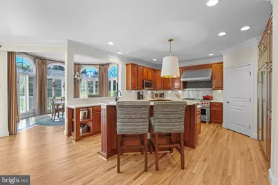 11431 Woolington Road, Great Falls, VA 22066 - Photo 4