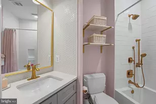 11431 Woolington Rd, Great Falls, VA 22066 - Photo 32