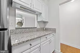 5920 Cove Landing Rd, Burke, VA 22015 - Photo 12