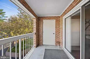 5920 Cove Landing Rd, Burke, VA 22015 - Photo 24