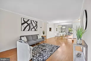 5920 Cove Landing Rd, Burke, VA 22015 - Photo 6