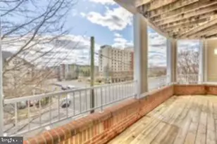 2720 Bellforest Ct, Vienna, VA 22180 - Photo 24