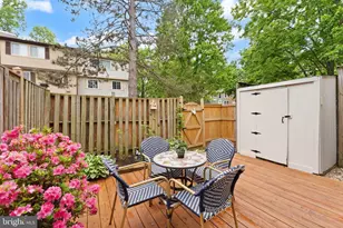 1617 Sierra Woods Dr, Reston, VA 20194 - Photo 4