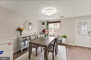1617 Sierra Woods Dr, Reston, VA 20194 - Photo 10