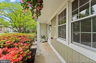 1617 Sierra Woods Dr, Reston, VA 20194 - Photo 2