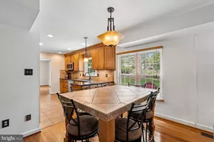 13907 Quietway Ct, Chantilly, VA 20151 - Photo 20