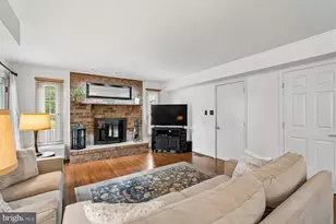 13907 Quietway Ct, Chantilly, VA 20151 - Photo 24