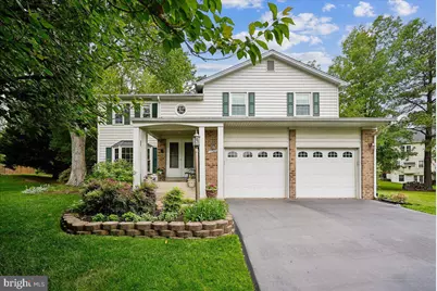 13907 Quietway Court, Chantilly, VA 20151 - Photo 2