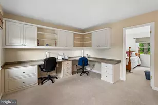 13907 Quietway Ct, Chantilly, VA 20151 - Photo 46
