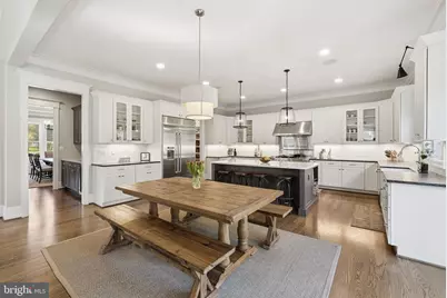 427 Orchard Street NW, Vienna, VA 22180 - Photo 10