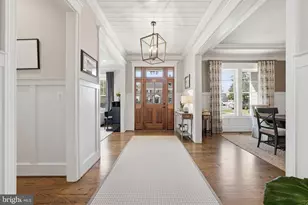 427 Orchard St NW, Vienna, VA 22180 - Photo 2