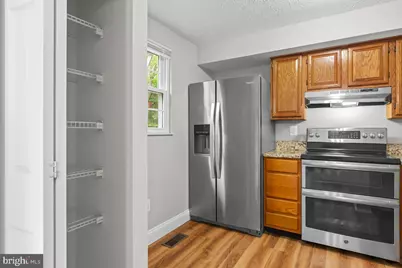 7921 Tyson Oaks Circle, Vienna, VA 22182 - Photo 22