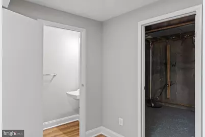 7921 Tyson Oaks Circle, Vienna, VA 22182 - Photo 46