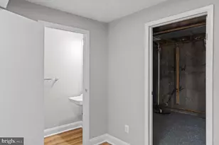 7921 Tyson Oaks Cir, Vienna, VA 22182 - Photo 46