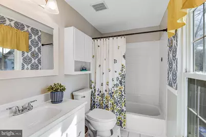 10125 Sassafras Woods Court, Burke, VA 22015 - Photo 18