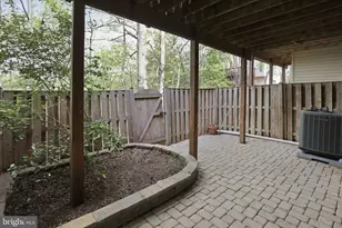 12880 Fair Valley Ct, Fairfax, VA 22033 - Photo 34