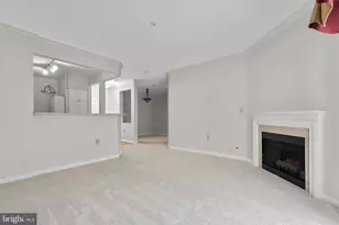 12915 Alton Square, Herndon, VA 20170 - Photo 14