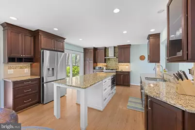 6439 Lakeview Drive, Falls Church, VA 22041 - Photo 18