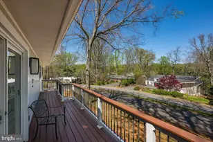 6439 Lakeview Dr, Falls Church, VA 22041 - Photo 14