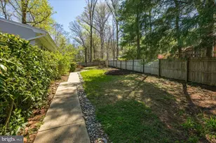 6439 Lakeview Dr, Falls Church, VA 22041 - Photo 44