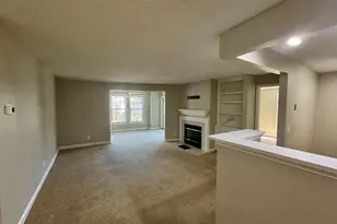 3804 Ridge Knoll Ct, Fairfax, VA 22033 - Photo 2